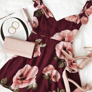 Lulu's Purple Floral Print Backless Skater Dress (size s)